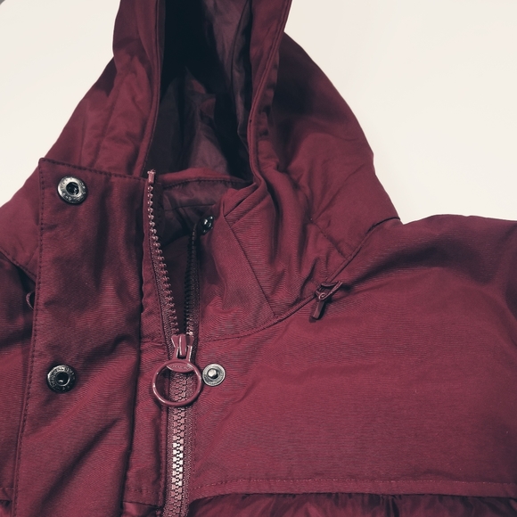 LANDS' END Plus Size 2X(20W-22W) deep Burgundy color Squall Hooded Down … - Picture 3 of 6